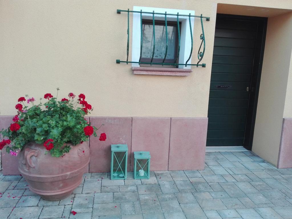 Casa Vacanze Angelica Ostra Vetere Экстерьер фото